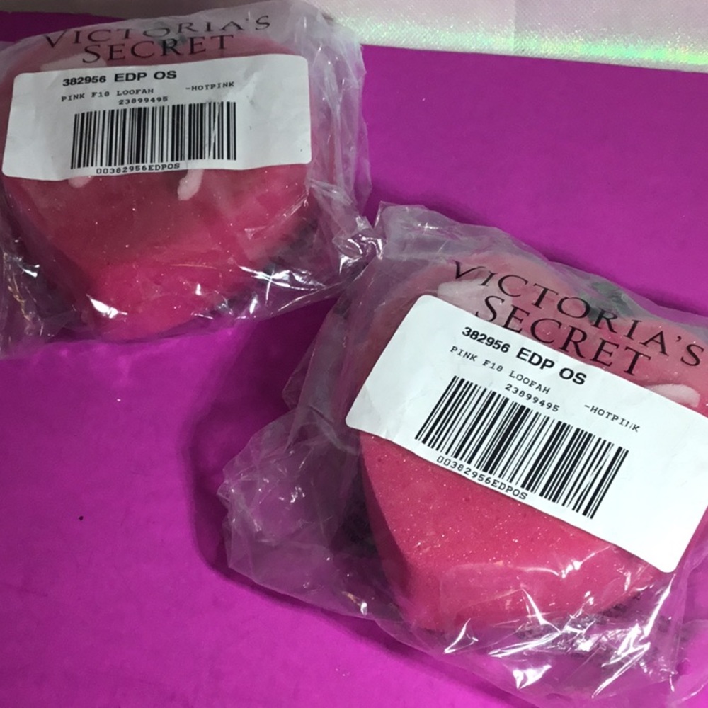 Pink Loofah Sponge - Picture 2 of 3